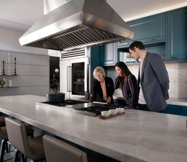 contractor with family.jpg